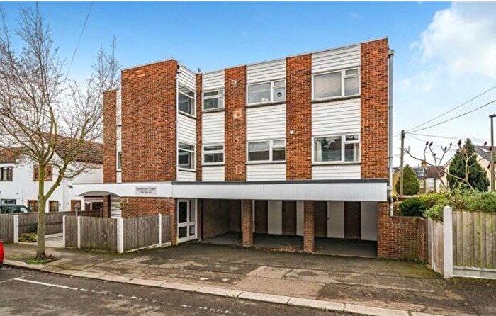 Studio For Sale In Horn Lane, Woodford Green, IG8