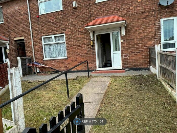 3 Bedroom Terraced House To Rent In Gable Drive, Middleton, Manchester, M24
