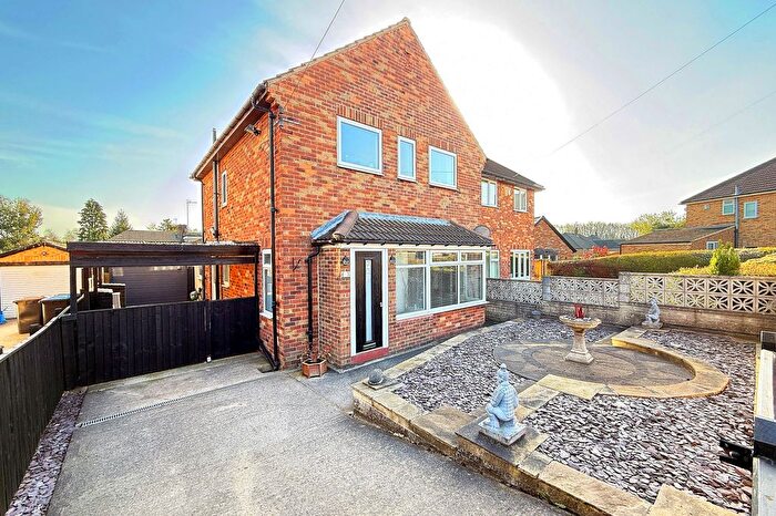 3 Bedroom Semi Detached House For Sale In Plompton Drive, Harrogate, HG2