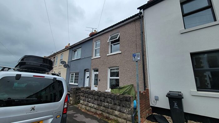 2 Bedroom Property To Rent In Clifton Street, Swindon, SN1