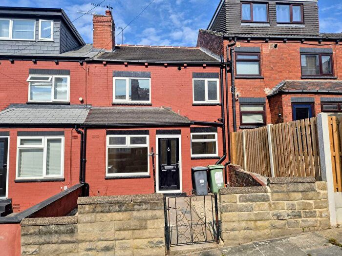 1 Bedroom Terraced House For Sale In Adwick Place, Leeds, LS4