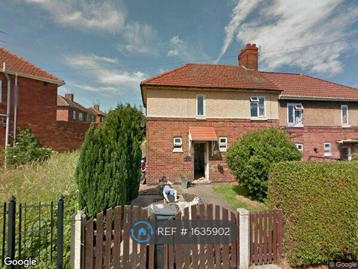 3 Bedroom Semi-Detached House To Rent In Suffolk Road, Doncaster, DN4