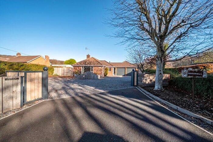3 Bedroom Detached Bungalow For Sale In Cholderton Road, Andover, SP11