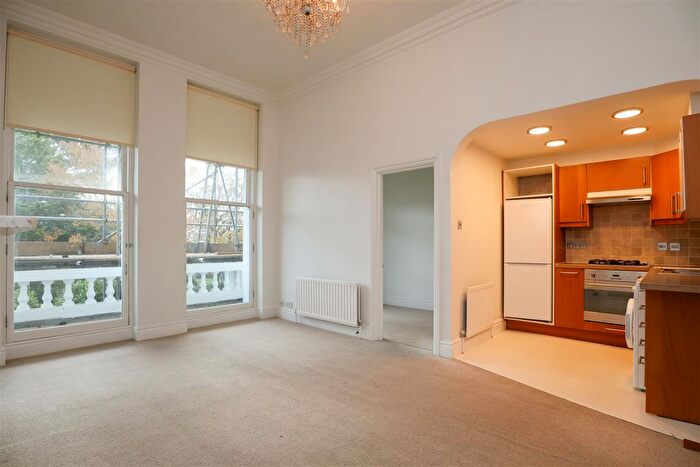 2 Bedroom Flat To Rent In Markwick Terrace, St Leonards On Sea, TN38