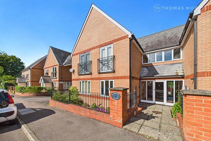2 Bedroom Apartment For Sale In Green Street, Royston, Hertfordshire, SG8