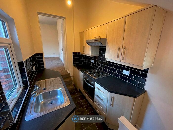 2 Bedroom Flat To Rent In Pelaw, Pelaw, Gateshead, NE10
