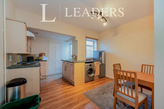 2 Bedroom Terraced House To Rent In Oxford Road, Southsea, PO5