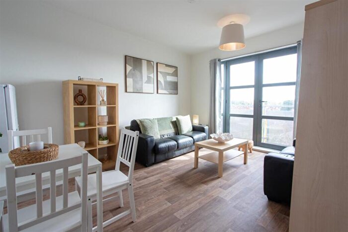2 Bedroom Apartment For Sale In Aldbourne Road, Coventry * Vacant & No Upward Chain *, CV1