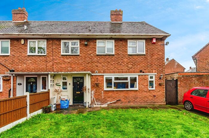 3 Bedroom Semi Detached House For Sale In Hazel Avenue, Wednesbury, WS10