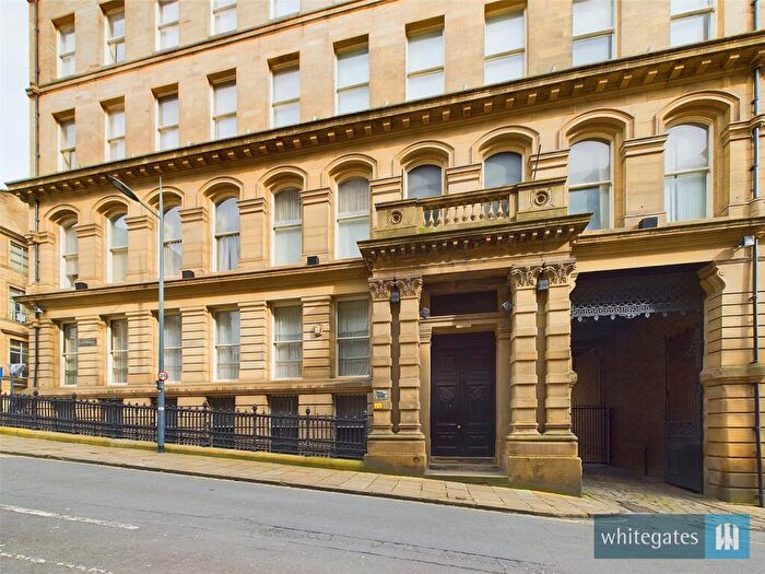 2 Bedroom Apartment To Rent In Behrens Warehouse, East Parade, Bradford, West Yorkshire, BD1