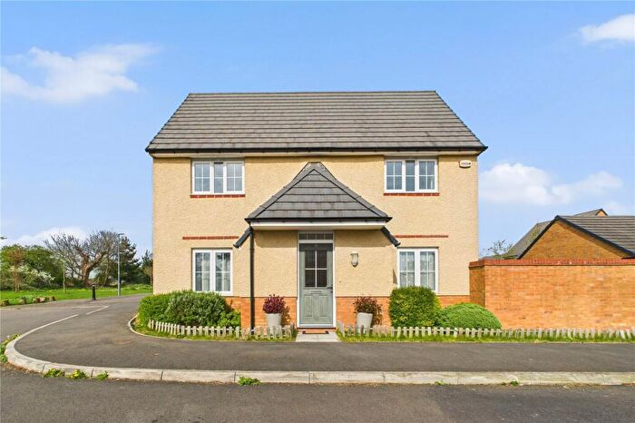 3 Bedroom Detached House For Sale In Exmoor Close, Midsomer Norton, Radstock, Somerset, BA3