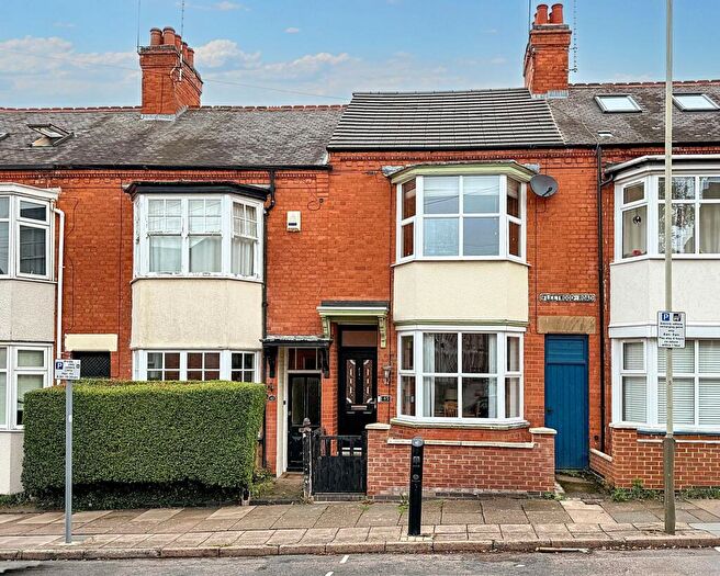 3 Bedroom Terraced House For Sale In Fleetwood Road, Leicester, LE2