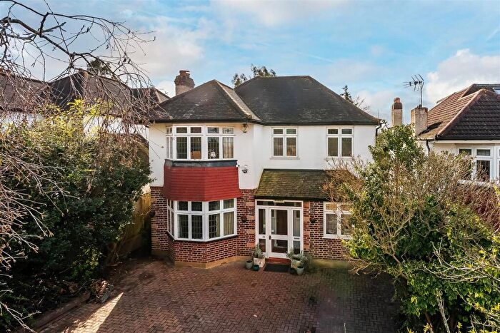 6 Bedroom Detached House For Sale In Northey Avenue, South Cheam, SM2