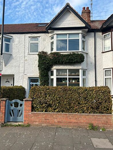4 Bedroom Terraced House For Sale In Coniston Road, London, London, N17