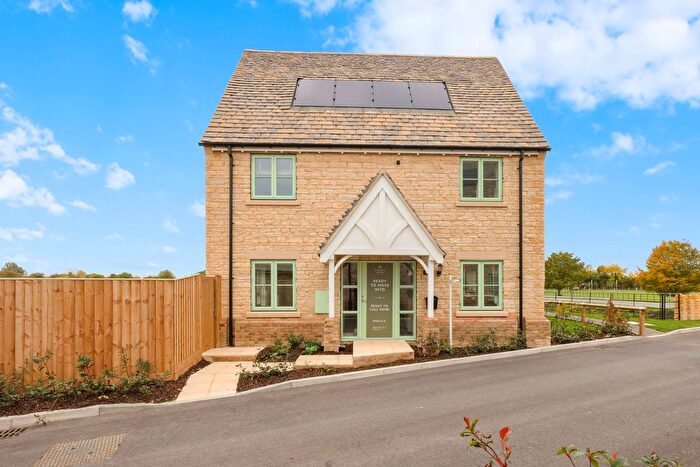 2 Bedroom Cottage For Sale In Spine Road West, Ashton Keynes, SN6