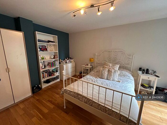 2 Bedroom Flat To Rent In Brook House, Derby, DE1