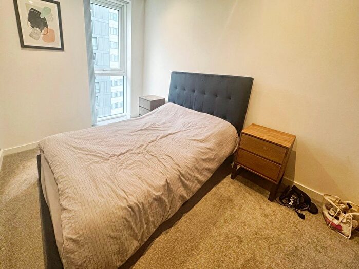 1 Bedroom Flat For Sale In Lightbox Blue, Media City Uk, Salford Quays, M50