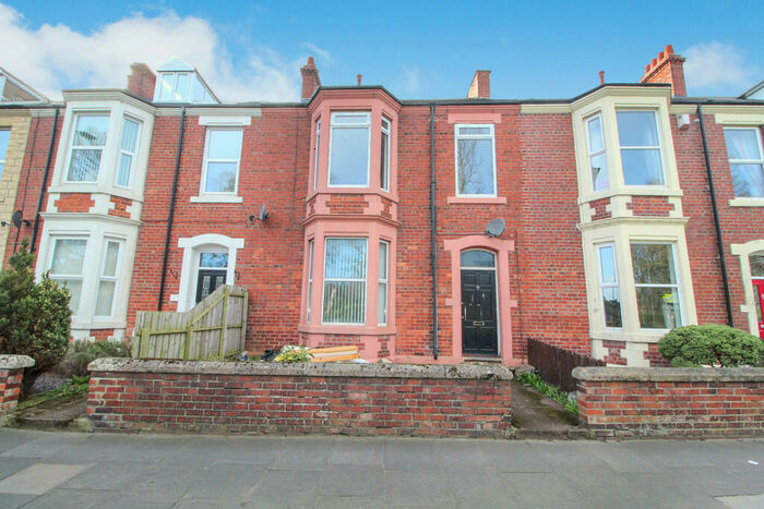 2 Bedroom Ground Flat To Rent In Belgrave Crescent, Blyth, NE24