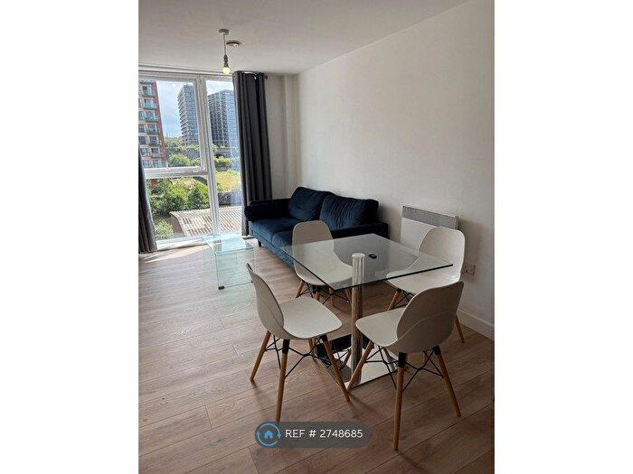 1 Bedroom Flat To Rent In Bridgewater Point, Salford, M5