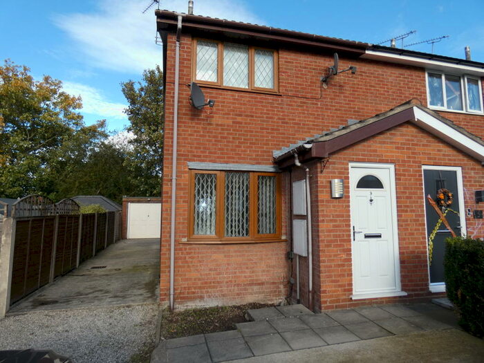 2 Bedroom Property To Rent In Ford Close, Crewe, CW1