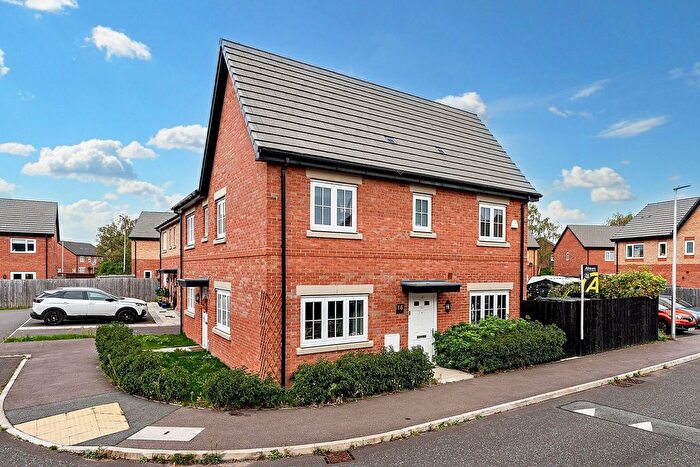 3 Bedroom Semi-Detached House For Sale In Bedford Street, Widnes, WA8