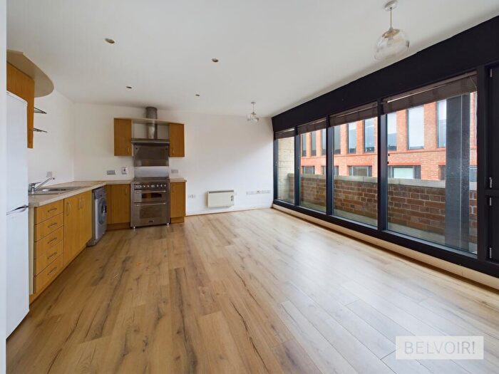 2 Bedroom Flat To Rent In Newhall Court, George Street, Jewellery Quarter, Birmingham, B3