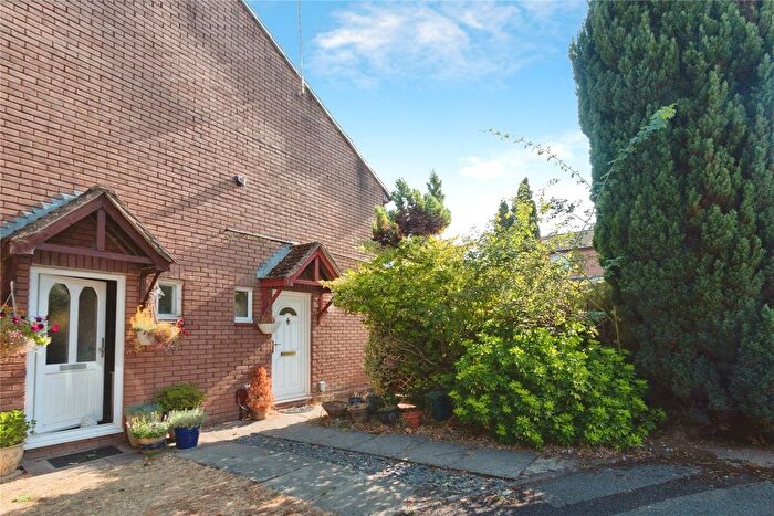 1 Bedroom End Terrace House For Sale In Tippett Gardens, Basingstoke, Hampshire, RG22