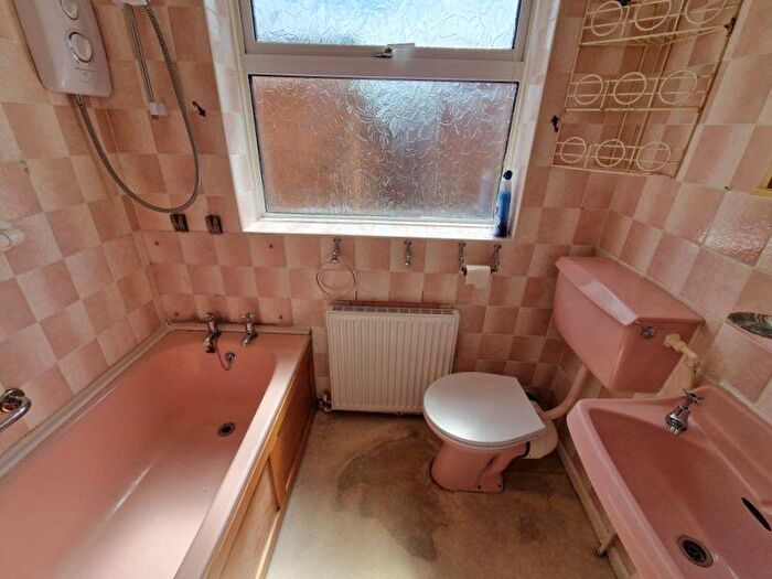 2 Bedroom Semi-Detached Bungalow For Sale In Pound Lane, Exmouth, EX8