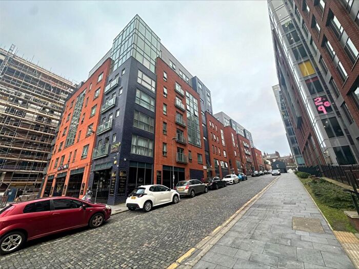 3 Bedroom Flat For Sale In Oldham Street, Liverpool, Merseyside, L1