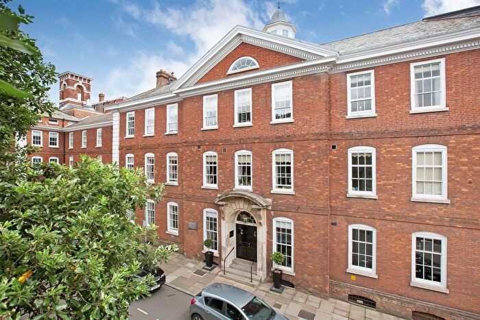2 Bedroom Flat To Rent In Southernhay East, Exeter, Devon, EX1