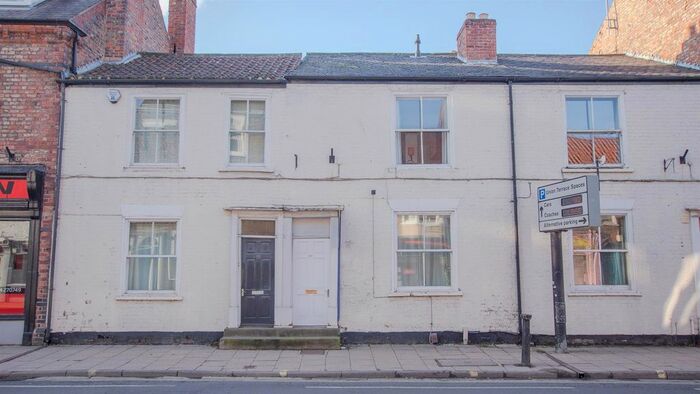 1 Bedroom Flat To Rent In Gillygate, York, YO31
