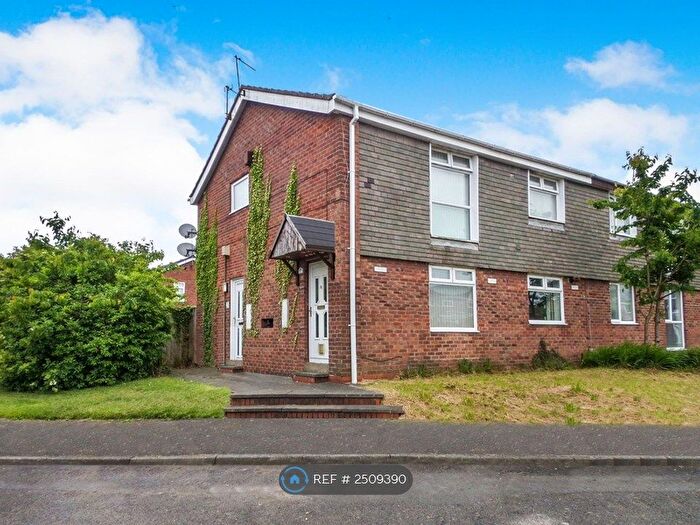 2 Bedroom Flat To Rent In Otley Close, Cramlington, NE23