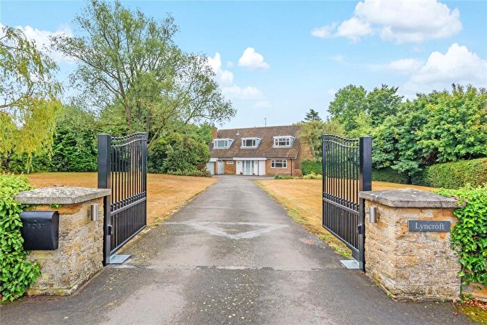 3 Bedroom Detached House For Sale In Stables Lane, Church Brampton, Northamptonshire, NN6