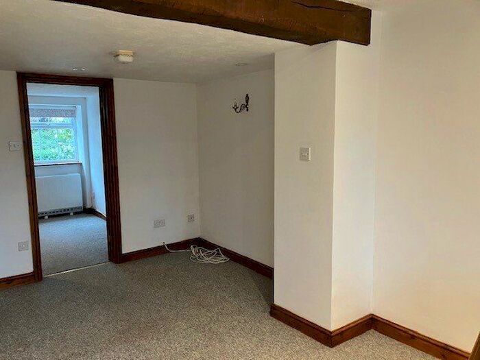 1 Bedroom SemiDetached House To Rent In Kentisbeare, Cullompton, EX15