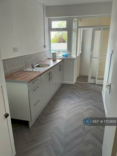 2 Bedroom Flat To Rent In Shardlow Road, Alvaston, Derby, DE24