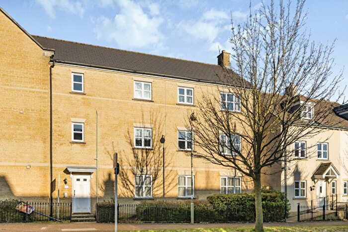 2 Bedroom Apartment To Rent In Elmhurst Way, Shilton Park, OX18