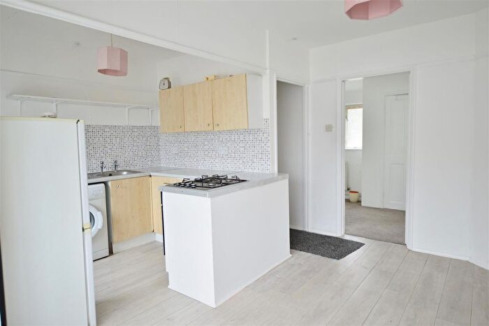 1 Bedroom Maisonette To Rent In Stafford Avenue, Slough, SL2
