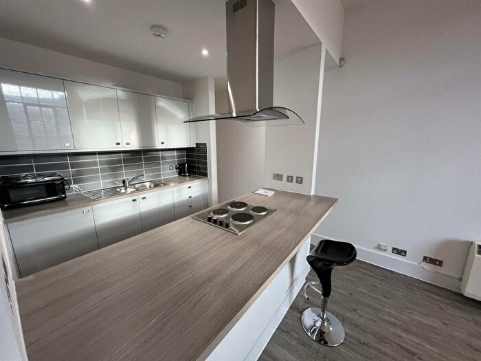 1 Bedroom Apartment To Rent In College Street South, Liverpool, L6