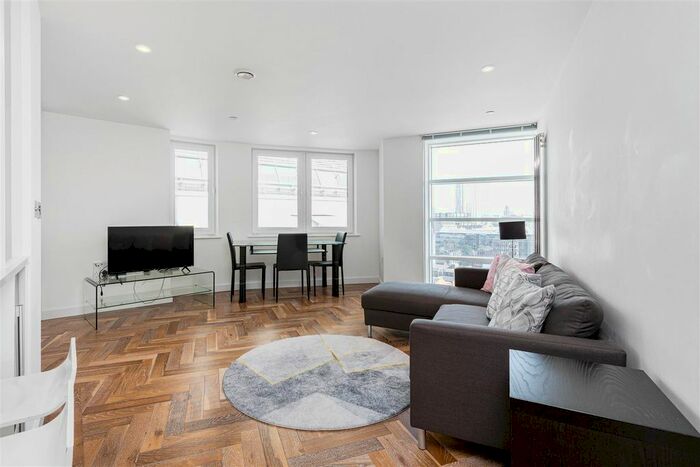 2 Bedroom Flat To Rent In Eagle Point, City Road, Shoreditch, London, EC1V