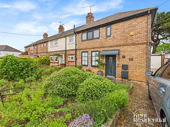 2 Bedroom Terraced House To Rent In Dale Road, Rochester, ME1