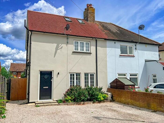 4 Bedroom Semi-Detached House For Sale In Priory Lane, West Molesey, KT8