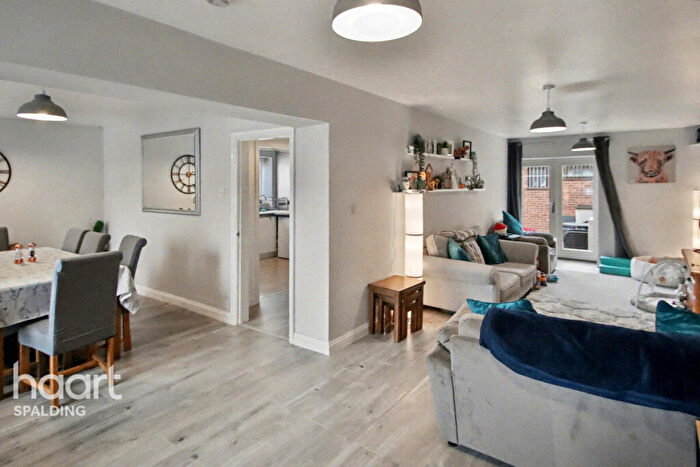 3 Bedroom Semi-Detached House For Sale In Hillgate, Gedney Hill, PE12