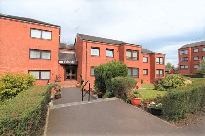 2 Bedroom Flat To Rent In Ascot Court, Anniesland, Glasgow, G12