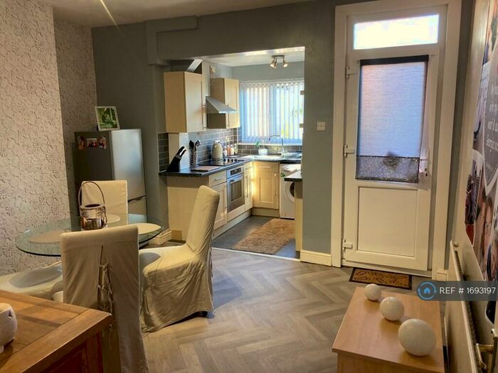 2 Bedroom Terraced House To Rent In Grasmere Road, Barnsley, S71