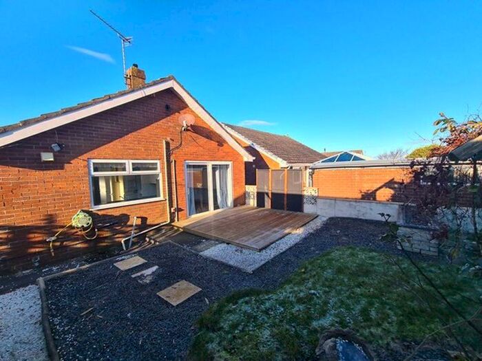 3 Bedroom Bungalow To Rent In Kepplewray Drive, Barrow-In-Furness, LA14