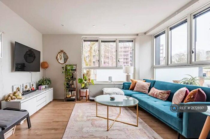 2 Bedroom Flat To Rent In Catherines House, Bristol, BS3