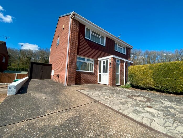 2 Bedroom Semi-Detached House To Rent In Craster Drive, Nottingham, Nottinghamshire, NG6