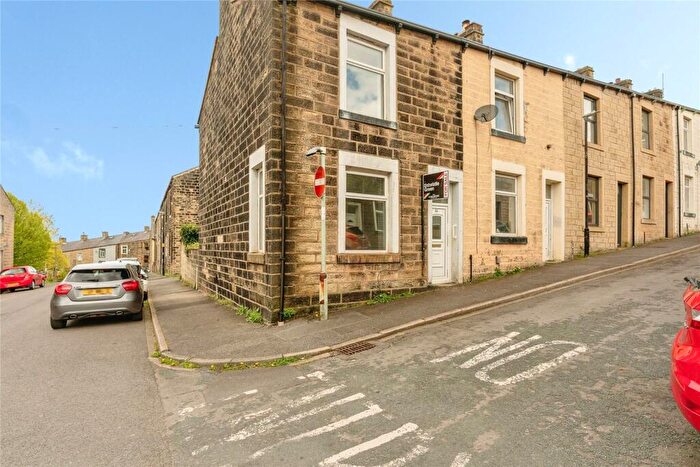 2 Bedroom End Of Terrace House For Sale In Midgley Street, Colne, Lancashire, BB8
