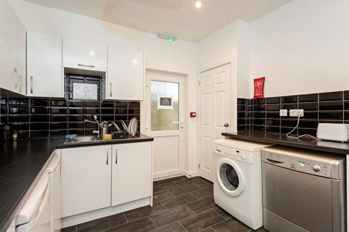 1 Bedroom House To Rent In Southsea, PO5