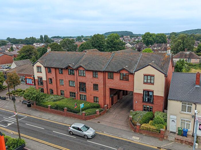2 Bedroom Flat For Sale In Hednesford Road, Heath Hayes, Cannock, WS12